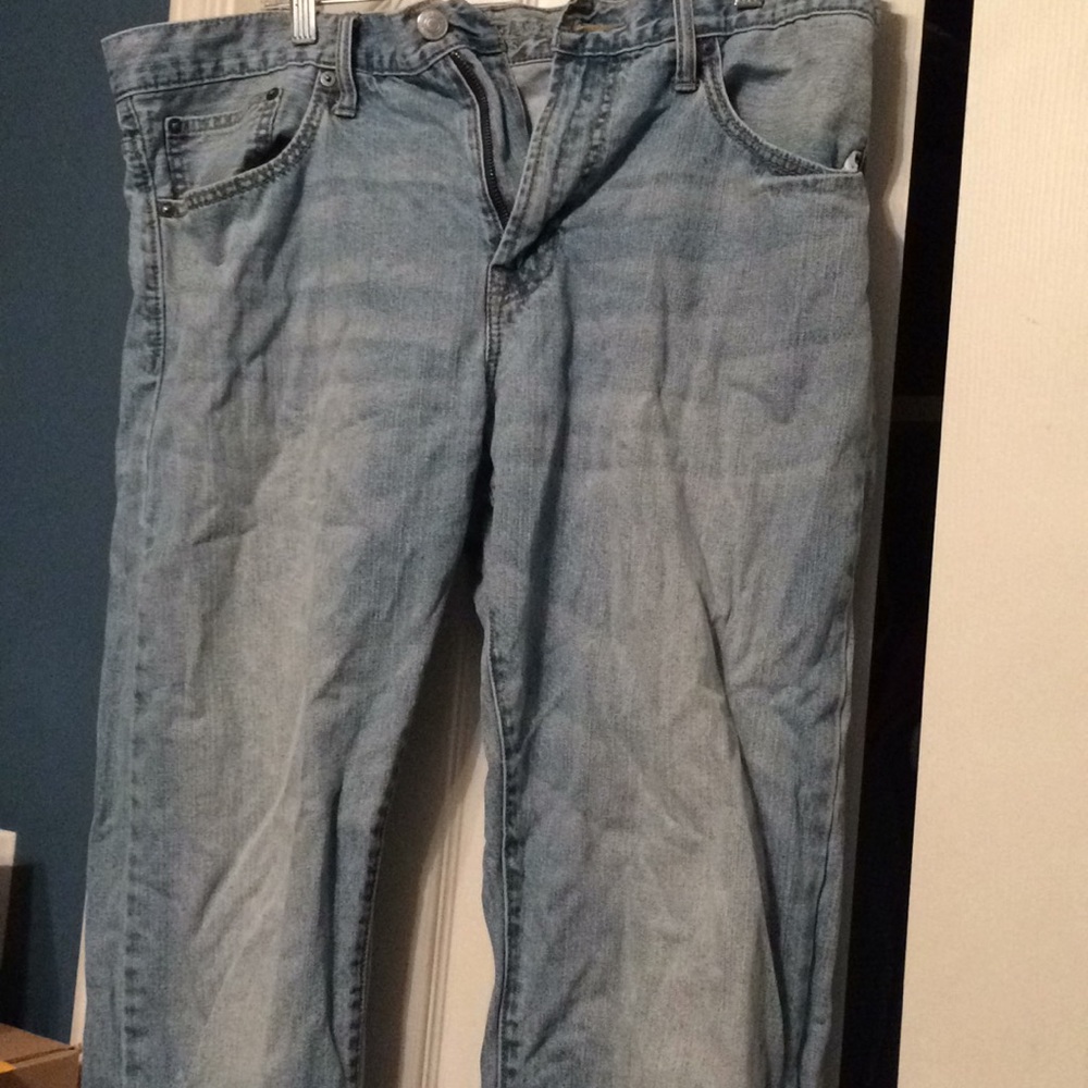 American Eagle Relaxed Straight